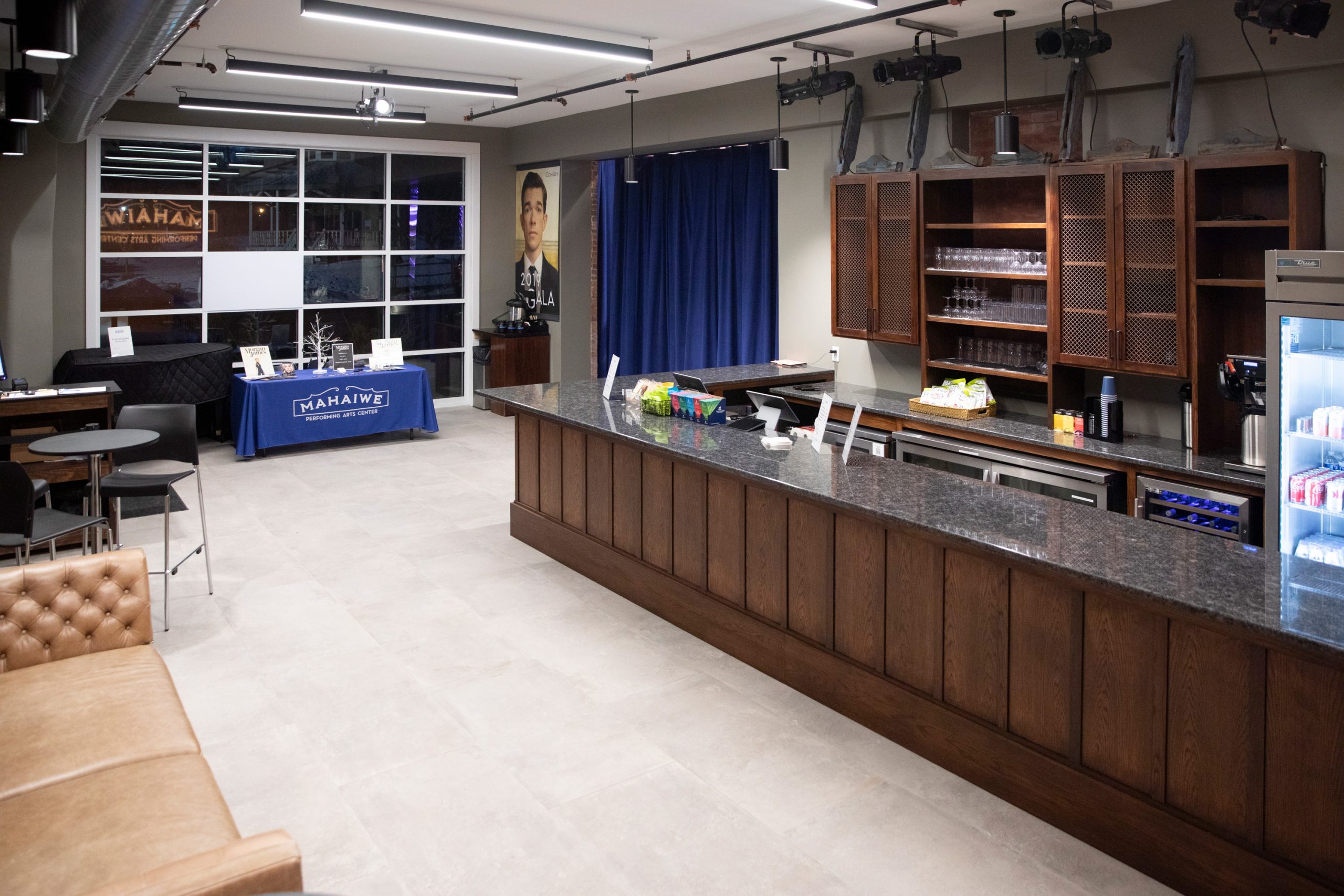 The bar at the Indigo Room