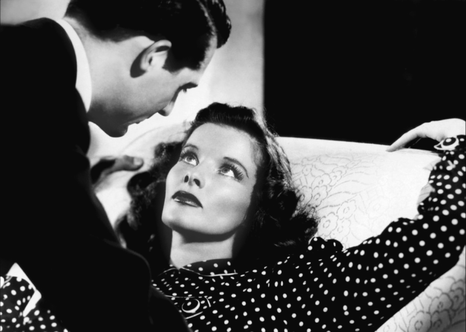 Katharine Hepburn and Cary Grant in Bringing Up Baby